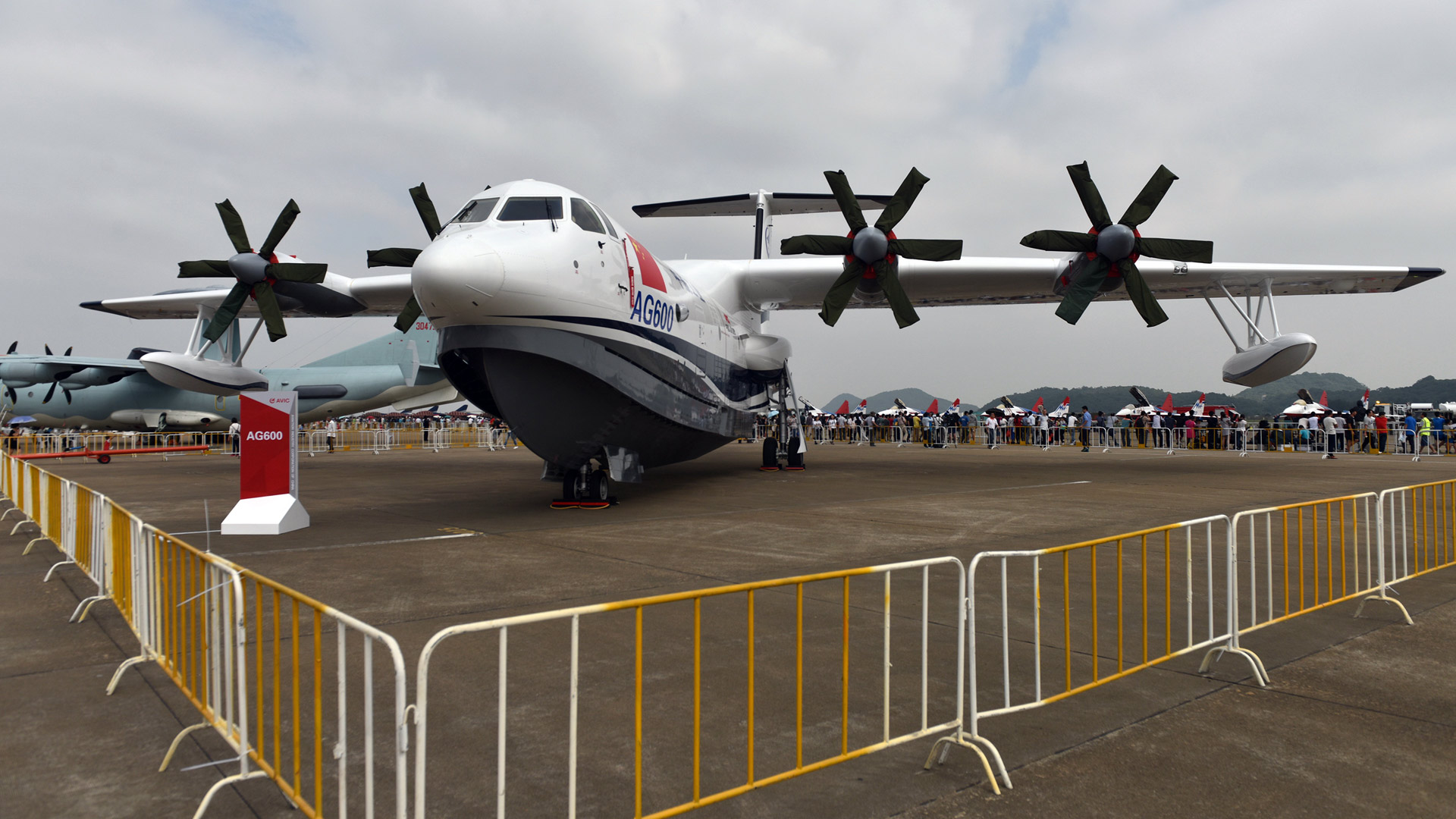 “重庆造”航空发动机亮相珠海航展 多款新品发布